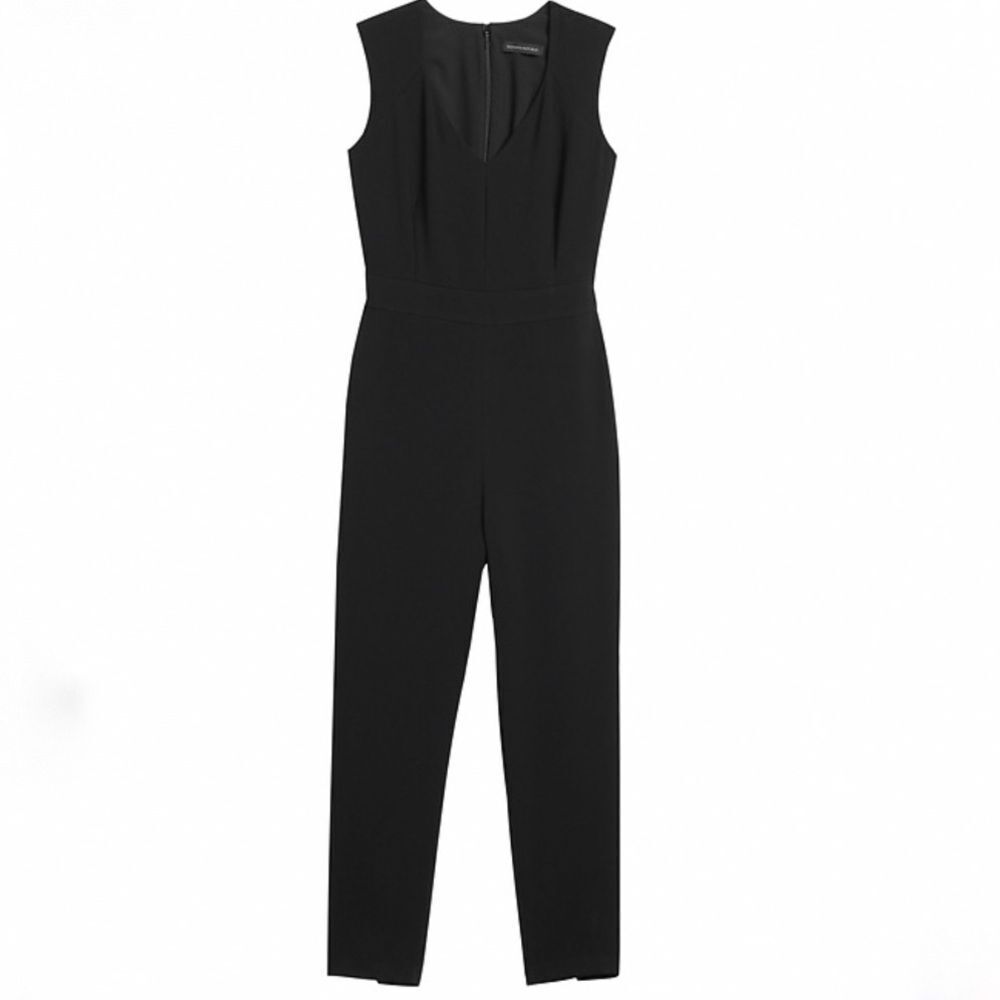 Banana Republic Black V-Neck Jumpsuit Women's Wide Leg Sleeveless One Piece